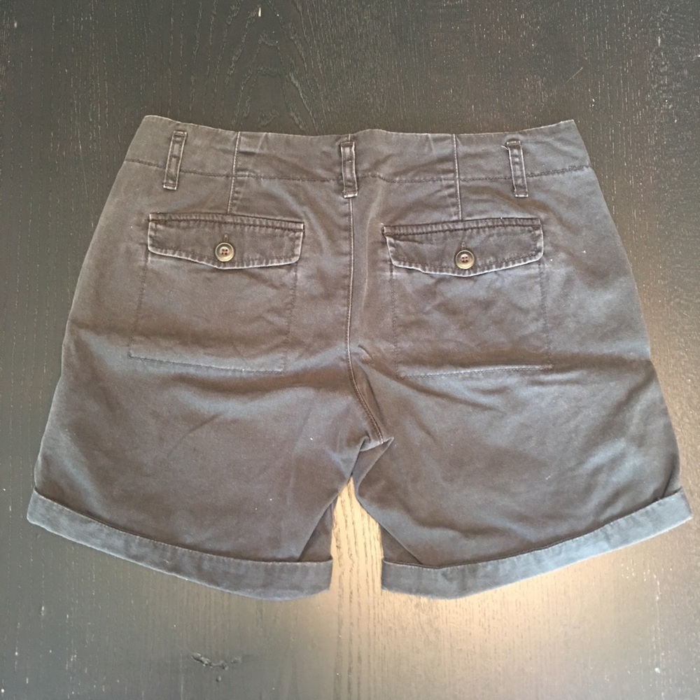 Shorts - Picture 3 of 3